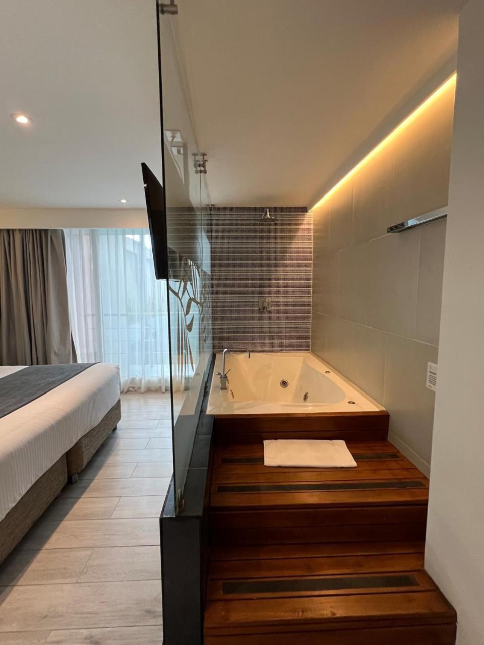 Zi One Luxury Hotel بيريرا المظهر الخارجي الصورة